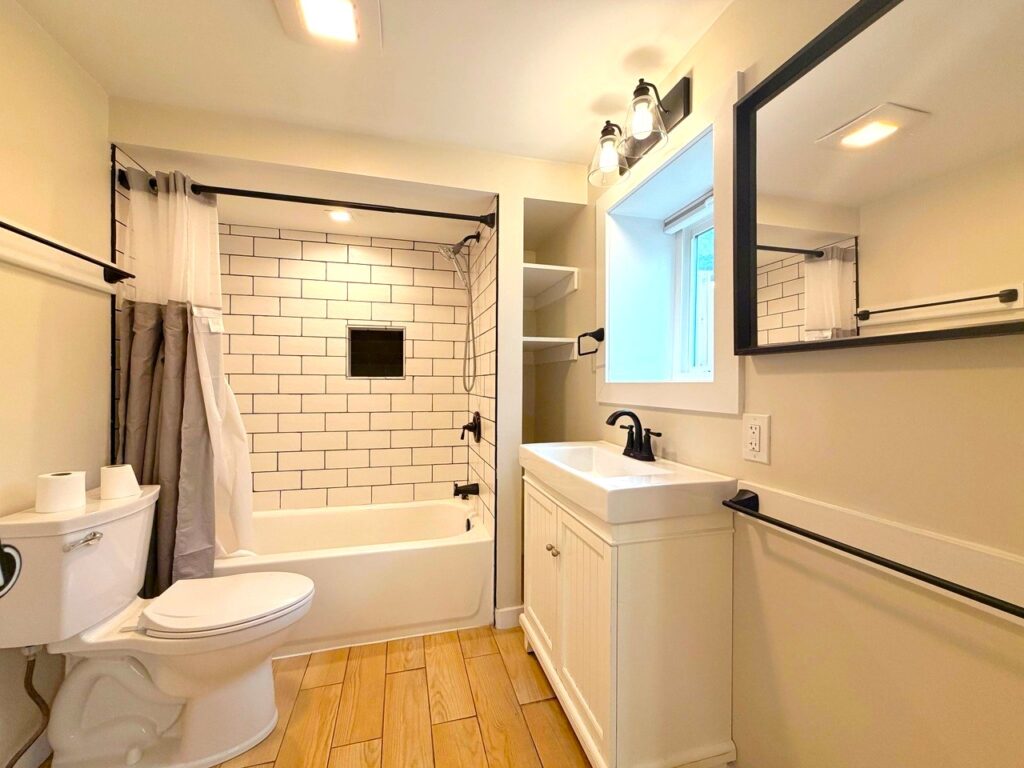 Baltimore First-Level Bathroom