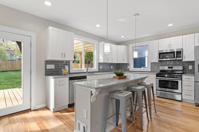 Mount Rainier Kitchen Remodel – Left View 2